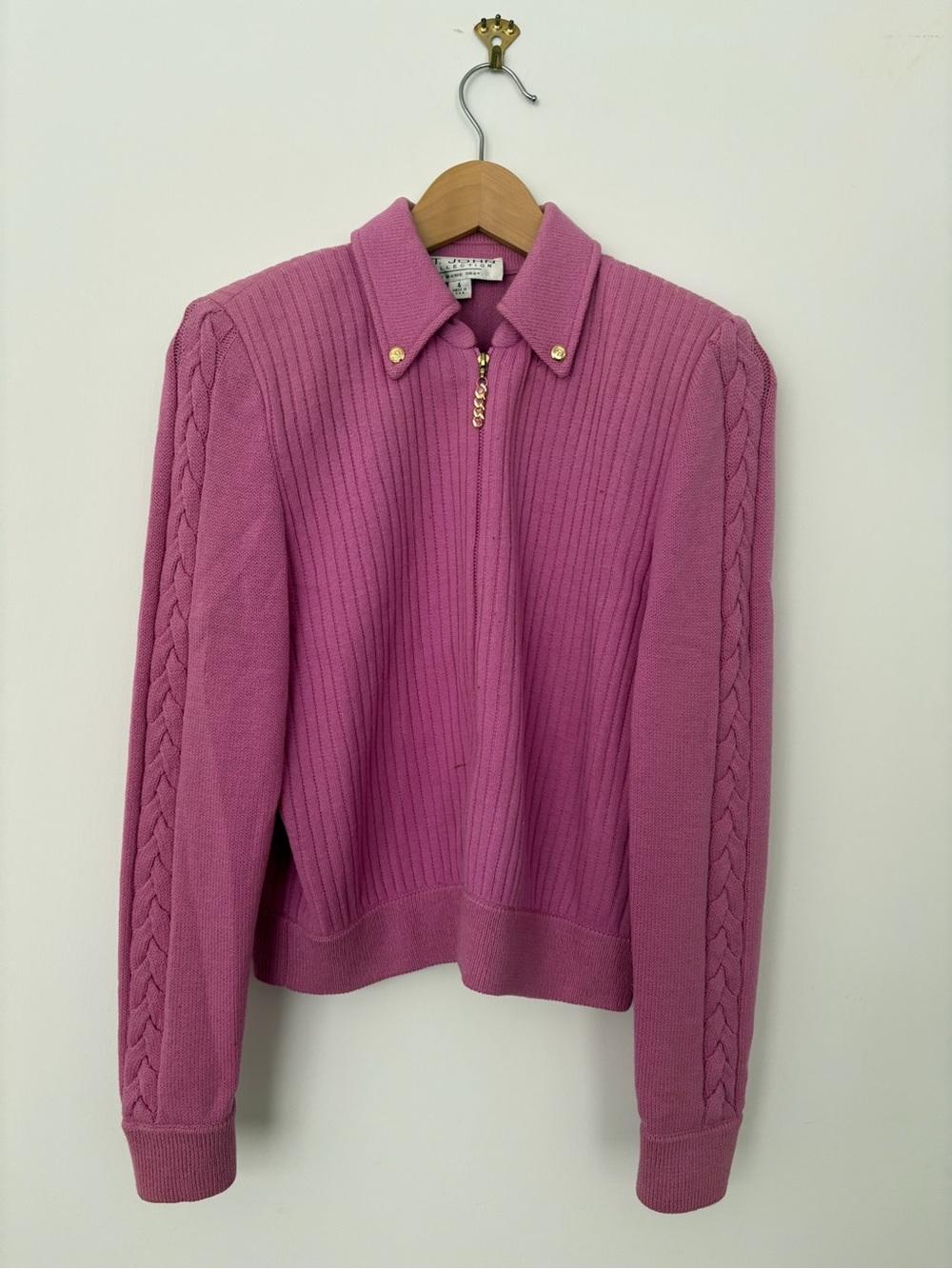 St. John Collection Pink Cable Knit Zip Gold Hardware
